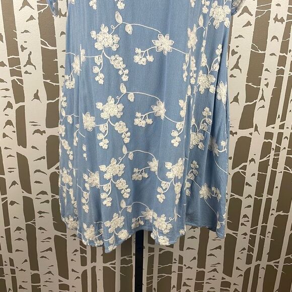 Altar'd State Floral Embroidered Gauze Cut Out Back Dress L - Picture 10 of 14